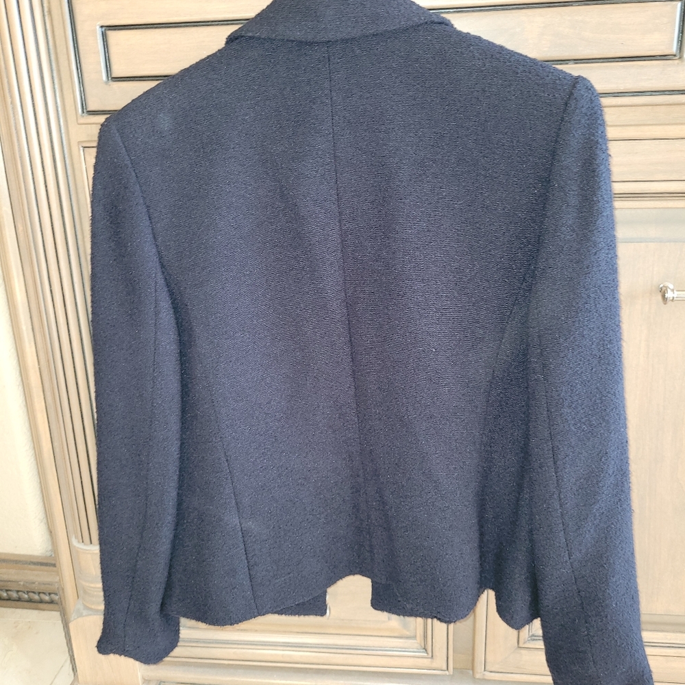 Jacket - Picture 2 of 3